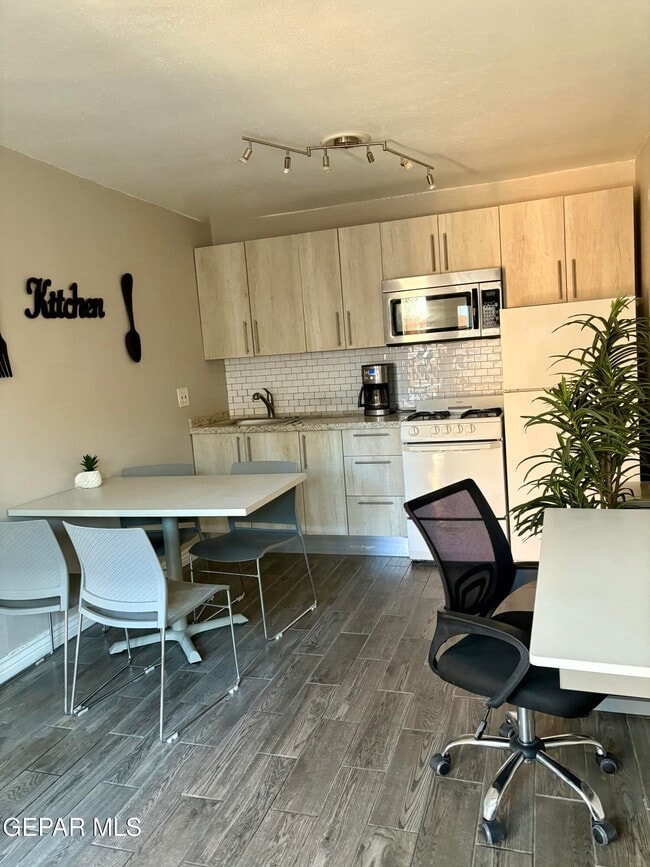 Photo - 502 Cincinnati Ave