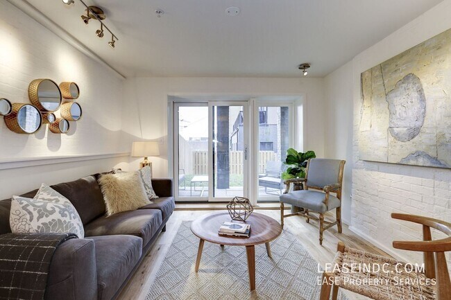 1474 Belmont St NW Unit 1