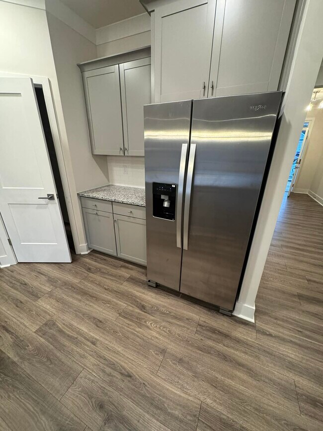 Photo - 112 Keating St