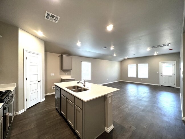 Photo - 2717 Dennis Drive