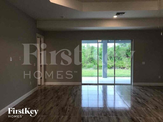 Photo - 3302 14th St SW