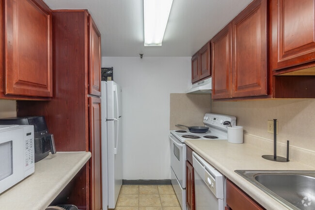 3BR, 2BA - 1,200SF - Kitchen