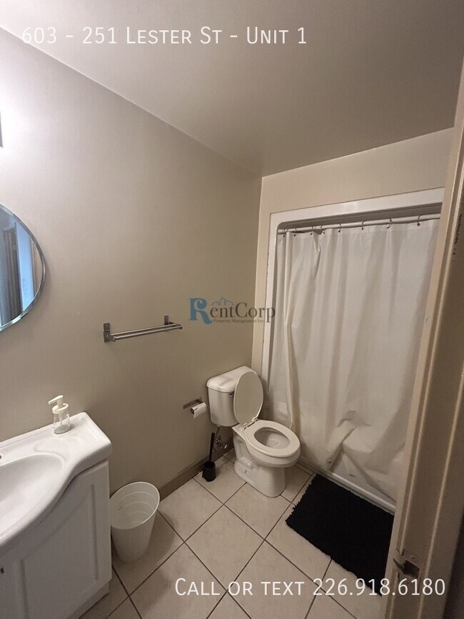 Photo - 251-251 Lester St Unité 1