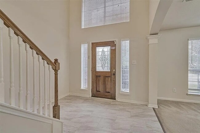 Photo - 511 Elm Ridge Dr