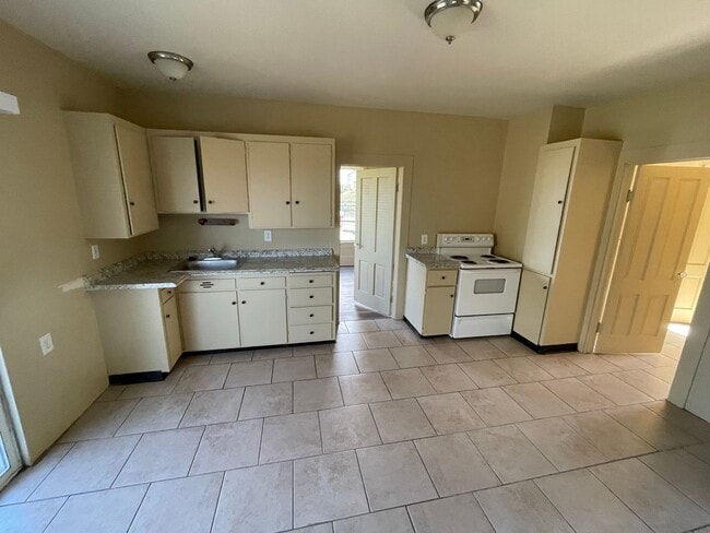 Photo - 3050 Grand Ave Unit 3050 Grand Ave.