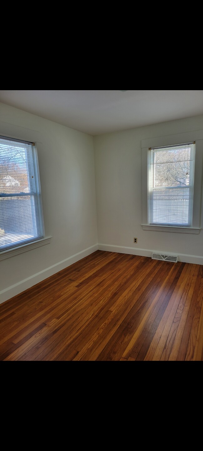 24 C St Unit 1