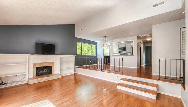 Photo - 37 Greenridge Ct