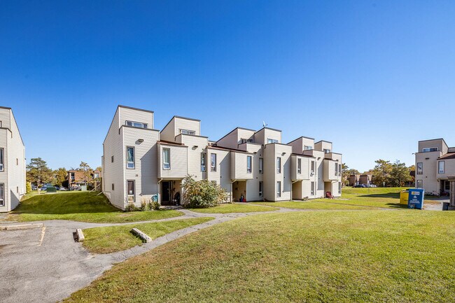 Photo - Windsor Park Village