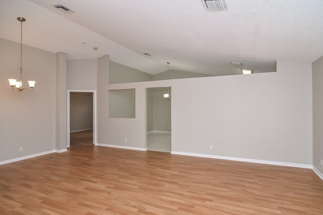 Photo - 23333 Sunview Way