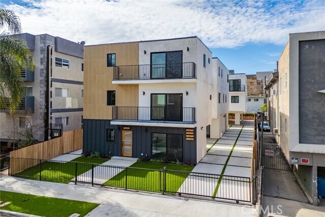 Photo - 1239 N Orange Dr