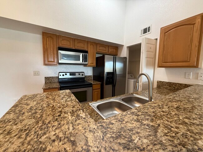 Photo - 301 SW Palm Dr Unit 305