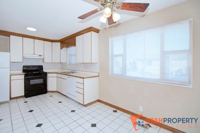 Photo - 5001 Heath Ave