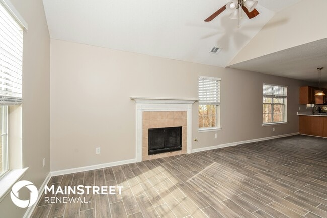 Photo - 1121 Thackery Pl