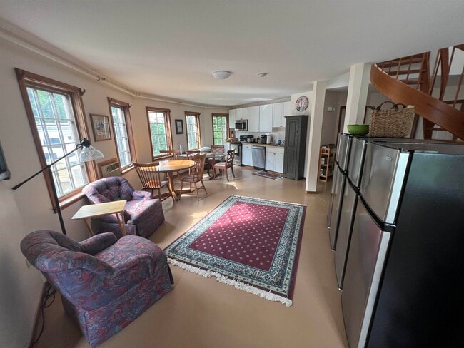 Photo - 651 River Rd Unit 9