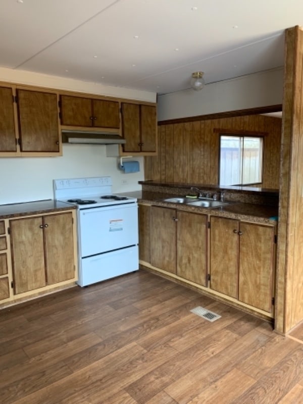 Photo - 299 Canal Trce