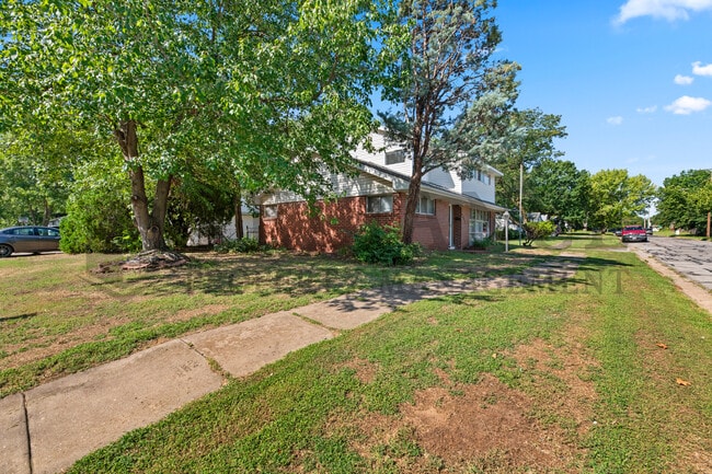 Photo - 4949 E Orme St