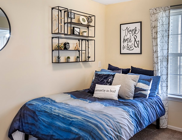 The Village on Sixth Avenue | Student Housing