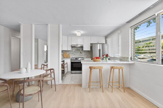 Photo - Recently Renovated 2 Bedroom Unit at Puale... Unit 1