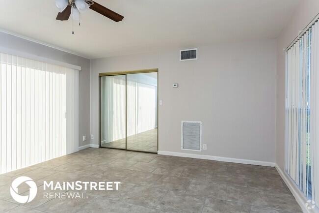 Building Photo - 1320 7th St Rental