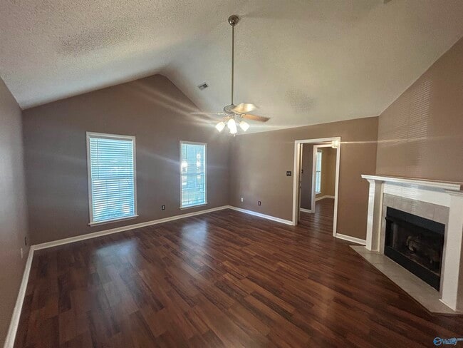 Photo - 111 Sunnyfield Dr