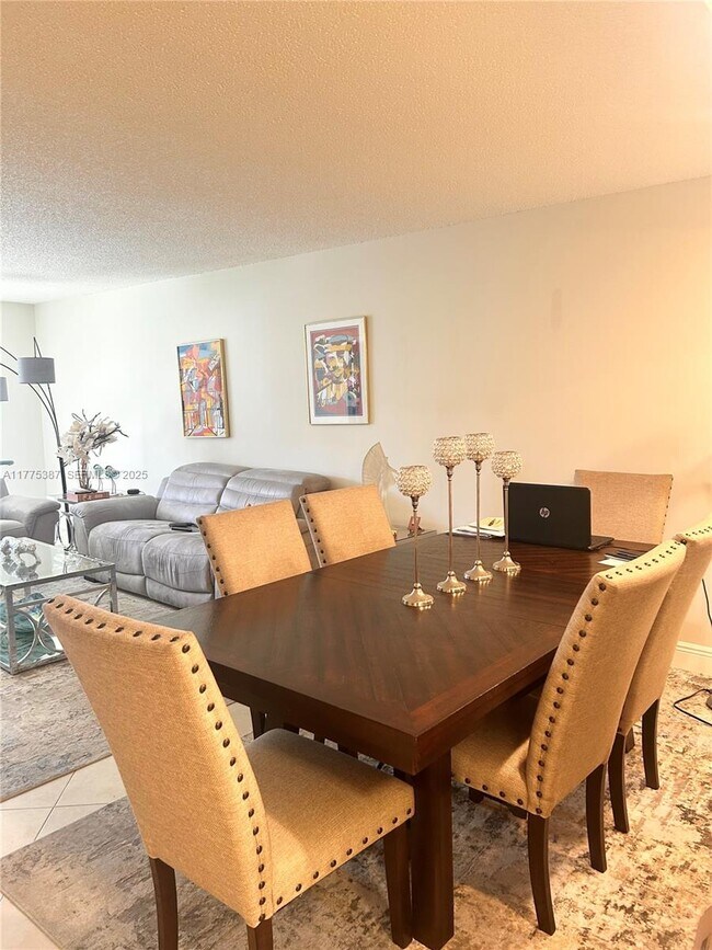 Photo - 361 S Hollybrook Dr Unit 104