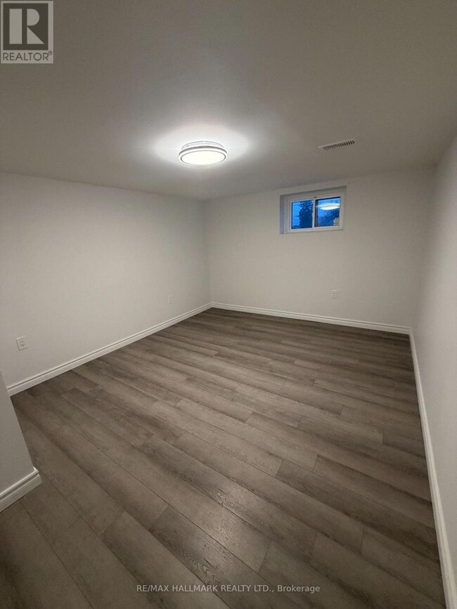 Photo - 43 Commons Dr