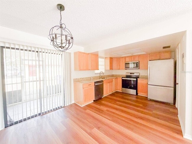 Photo - 2017 N Kelley Ave