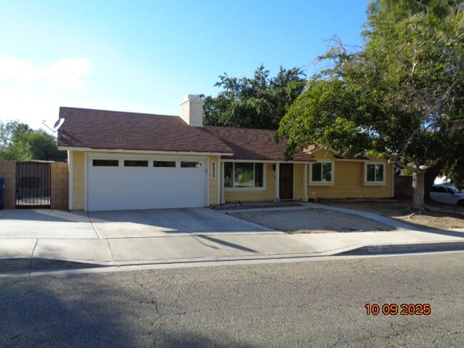 Modernized One Story Harris Home with Ingr... - Modernized One Story Harris Home with Ingr...