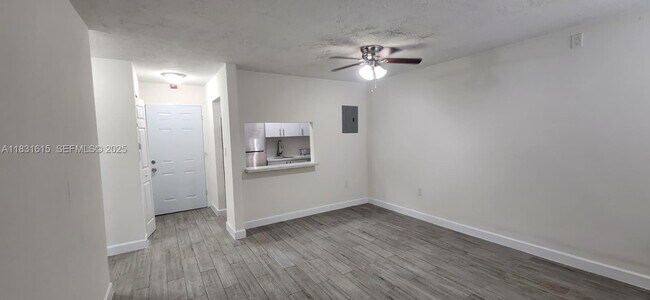 Photo - 1 NE 78th St Unidad A