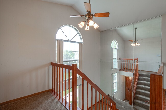 Photo - 614 Le Parc Cir Unit 22-2
