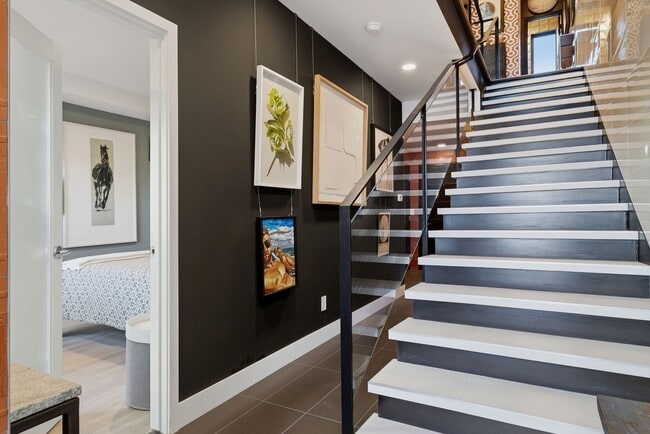 Photo - Luxury Furnished Rental in the Heart of Denver - Custom finishes meets undeniable style!