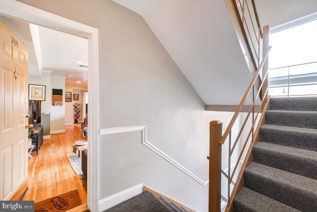 Photo - 401 Evarts St NE Unit 301