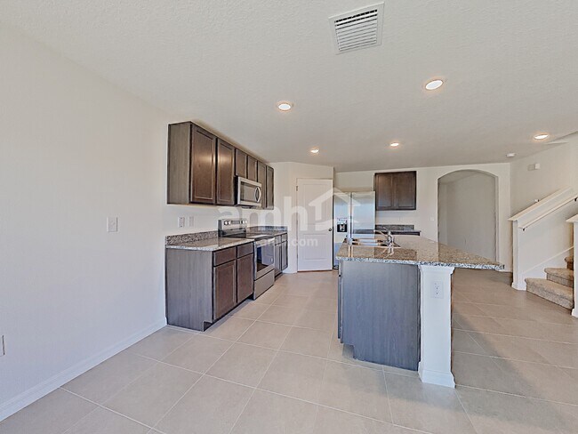 10311 Charlotte Dr.