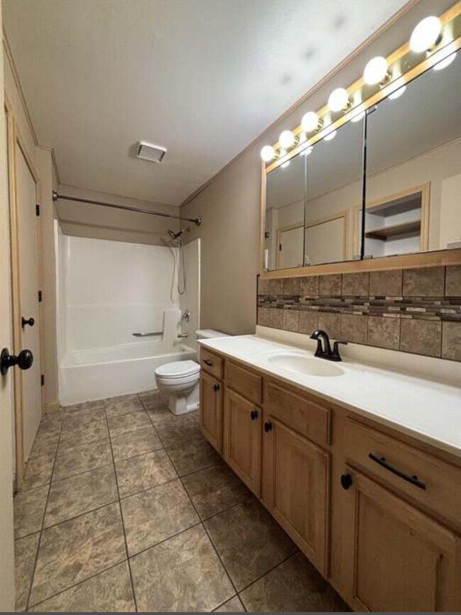 Photo - 1132 Morraine View Dr Unidad 1132 Morraine View #104