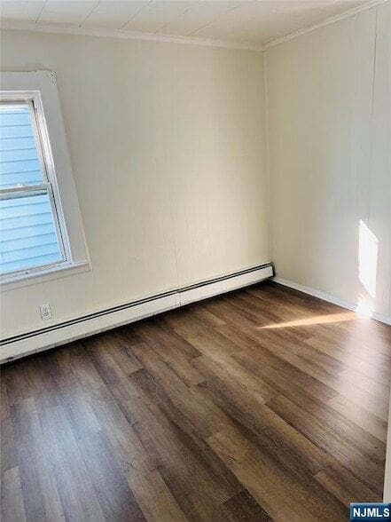 Photo - 100 Butler St