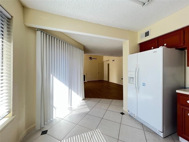Photo - 12400 Overbrook Ln Unit 43C
