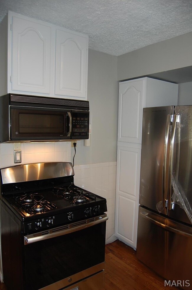 Photo - 814 Dickson St