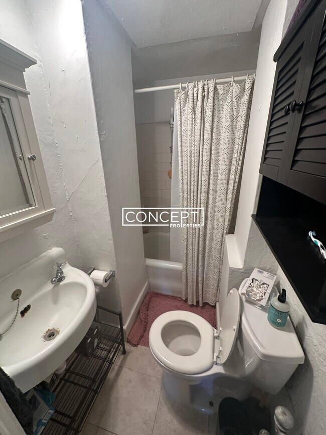 Photo - 90 Myrtle St Unit 8CP