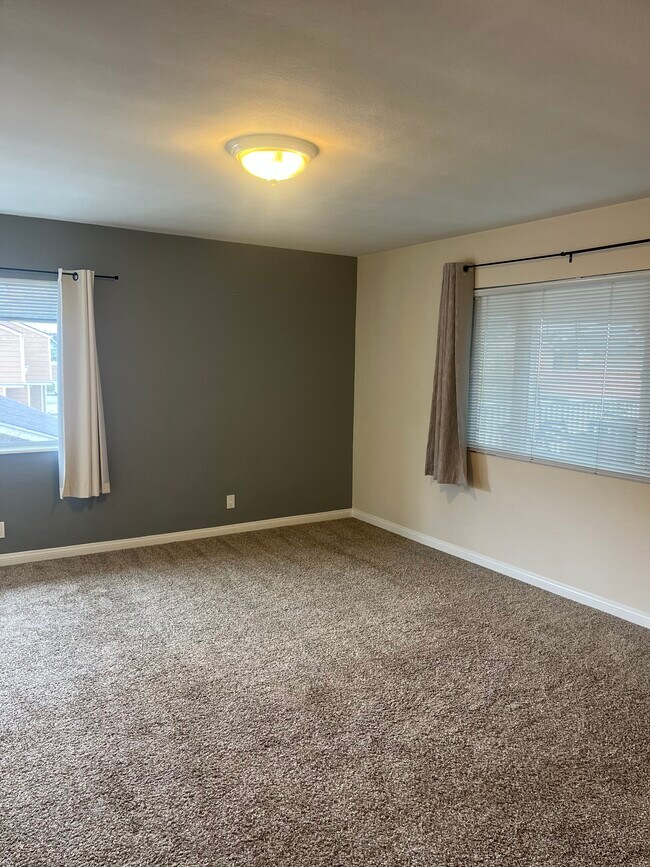 Photo - 2678 Santa Ana Ave Unit 5