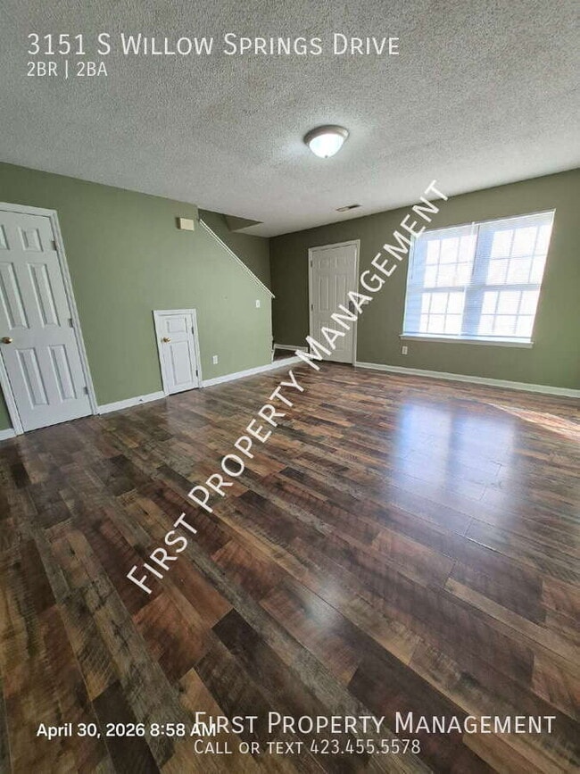 Photo - 3151 Willow Springs Dr NE