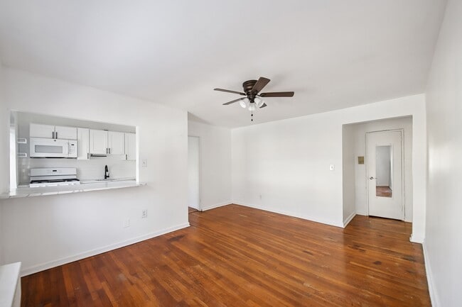 Photo - 165 Vroom St