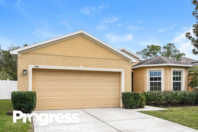 Photo - 1744 Wallace Manor Loop