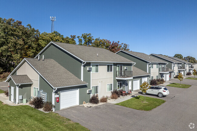 Timber Ridge Apartments - Timber Ridge Apartments