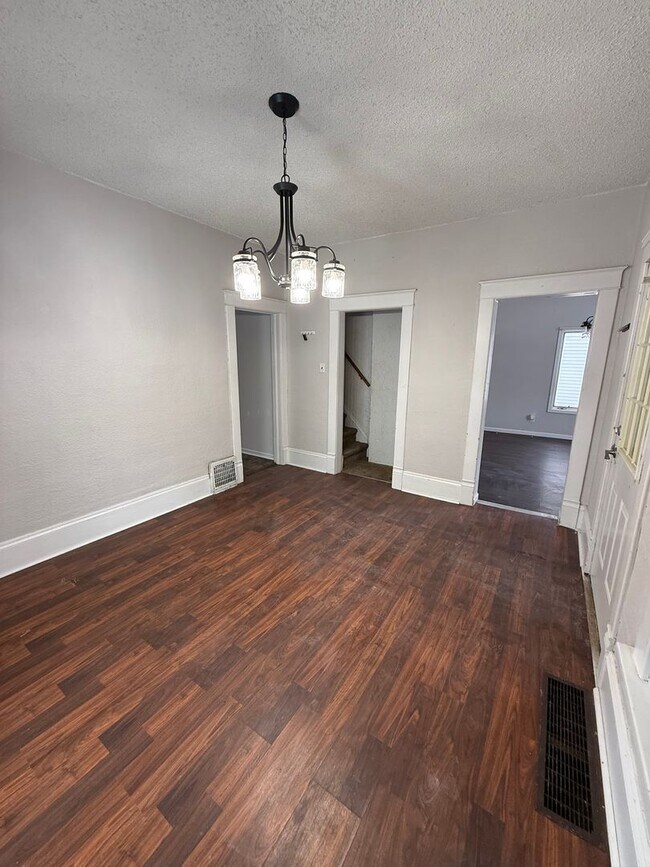 Photo - 532 S 16th St