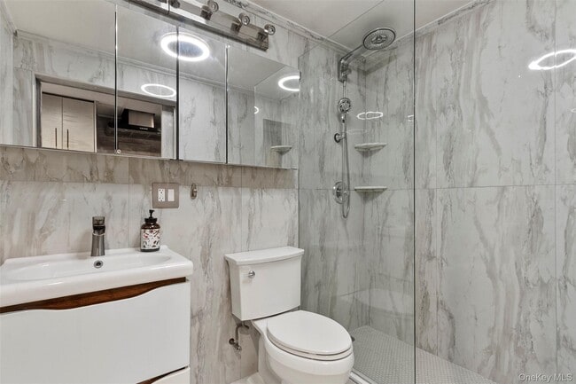 Photo - 106 Remington Pl