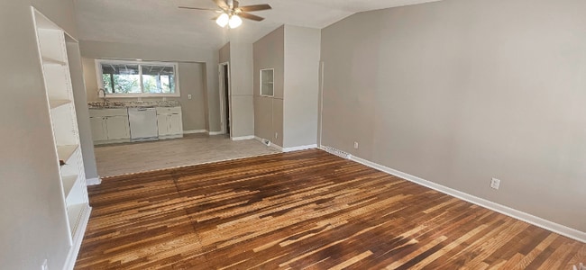 Photo - 9950 Cambria Dr