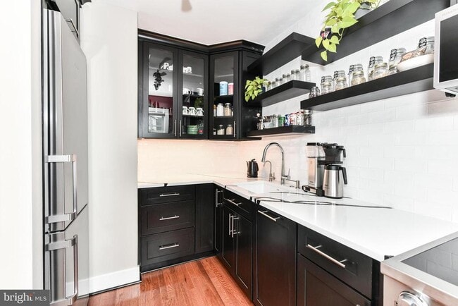 Photo - 1808 W Abingdon Dr Unit 302