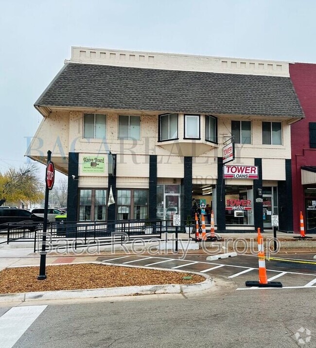 Building Photo - 105 S Canadian Ave Rental