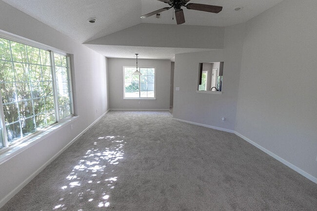 Photo - 1404 Jean Rae Dr