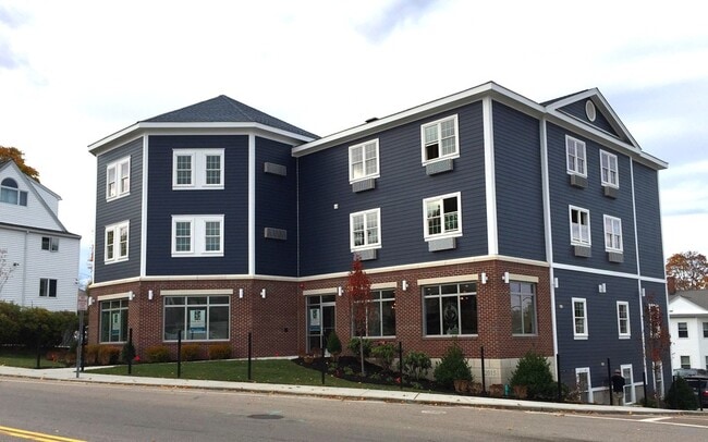 Building Photo - 225 W Squantum St Unit 303